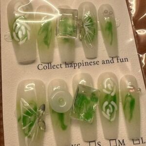 Mint Moodboard Press-On‎ Nail Set